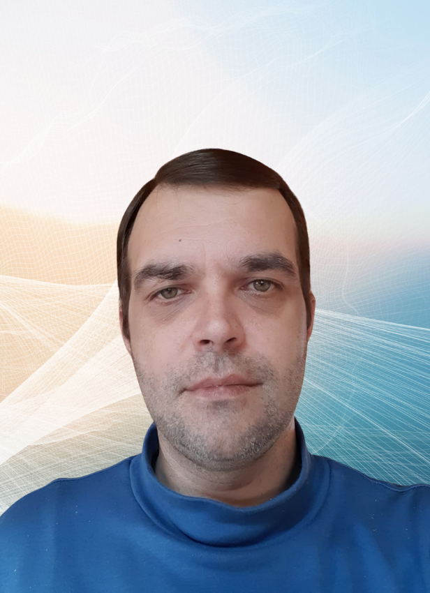 Макаров Виталий Вячеславович - директор фонда